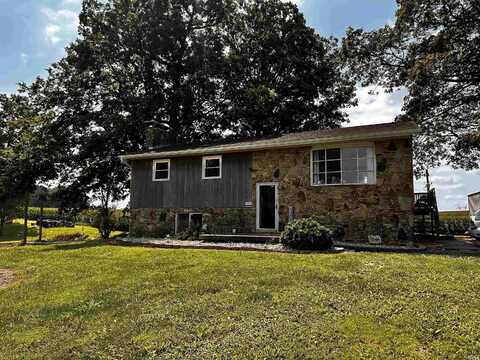 3047 E 300 S Roads, Washington, IN 47501