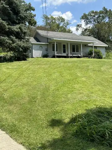 16974 LIME KILN Road, CRESCENT, IA 51526