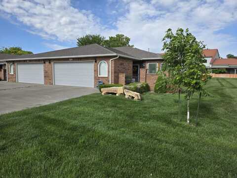 1320 North Grant Avenue, Liberal, KS 67901