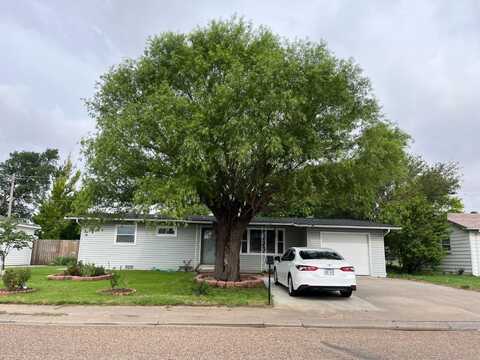 812 North Calhoun Avenue, Liberal, KS 67901