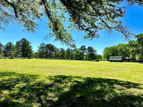 1071 Clabber Creek, Summit, MS 39666