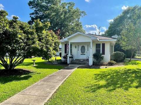 510 Tyler Ave., Tylertown, MS 39667