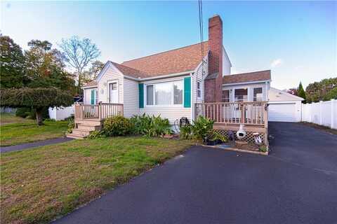 13 Simmons Street, Johnston, RI 02919