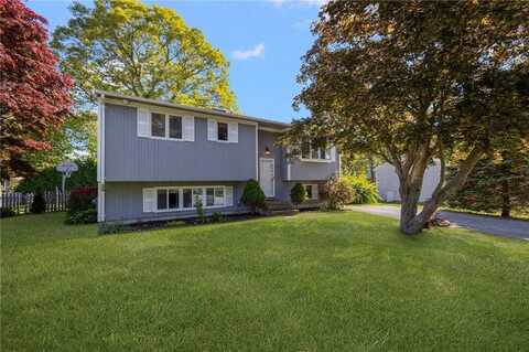 80 Old Pine Road, Narragansett, RI 02882