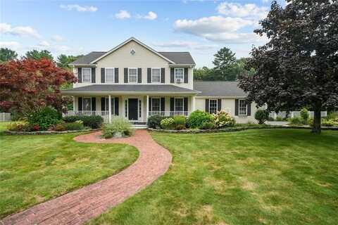 4 Narragansett Drive, North Smithfield, RI 02896