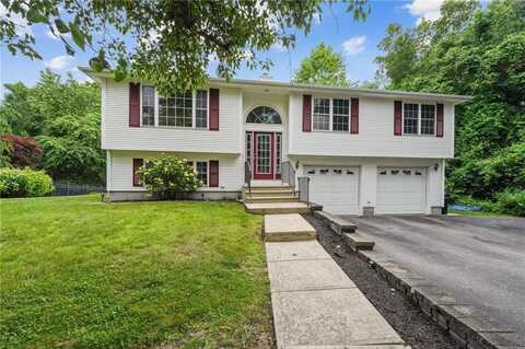 36 Capri Drive, Johnston, RI 02919