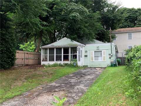 24 Oneil Street, Providence, RI 02904