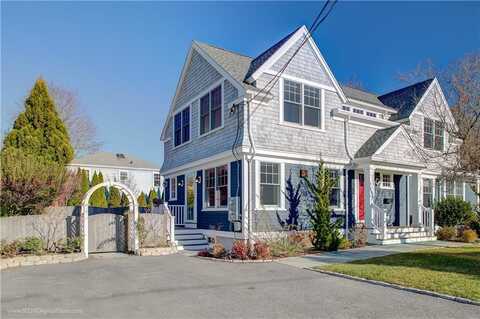 2 Katzman Place, Newport, RI 02840