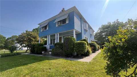 182 Wolcott Avenue, Middletown, RI 02842