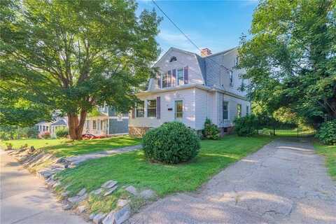 22 Park Avenue, Westerly, RI 02891