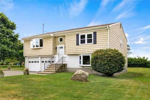 13 Jean Terrace, Middletown, RI 02842