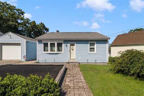 37 Club House Road, West Greenwich, MA 02723