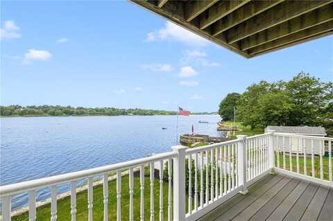 67 Lawrence Court, Tiverton, RI 02878