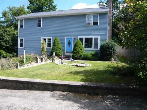 8 Mumford Street, Coventry, RI 02816