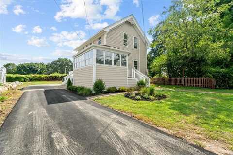 32 Whipple Avenue, Warwick, RI 02889