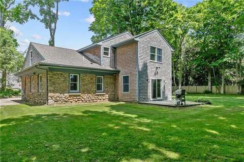 29 Willard Avenue, South Kingstown, RI 02879