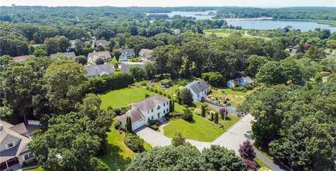 17 Hubbard Street, Westerly, RI 02891