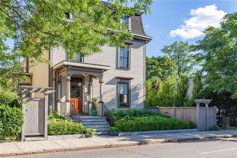 435 Angell Street, Providence, RI 02906