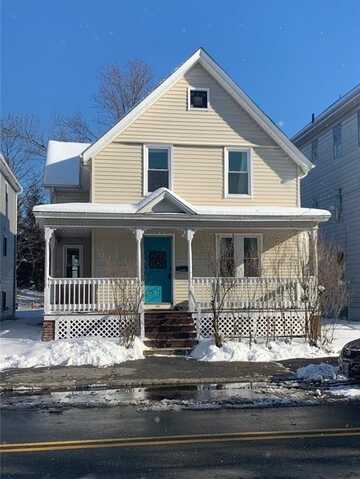 113 Oakland Ave Avenue, Providence, RI 02908