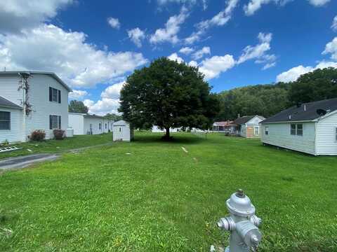 131 Clinchview Street, North Tazewell, VA 24630