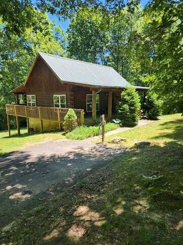 182 Retreat Road, Hillsville, VA 24343