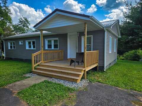 218 Mockingbird Lane, Galax, VA 24333