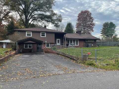 334 OLD KENTUCKY TPKE, Cedar Bluff, VA 24609