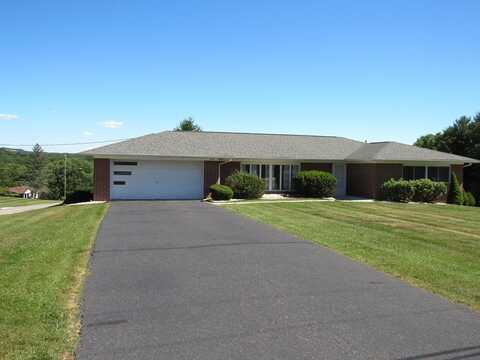 277 Edgewood Drive, Hillsville, VA 24343