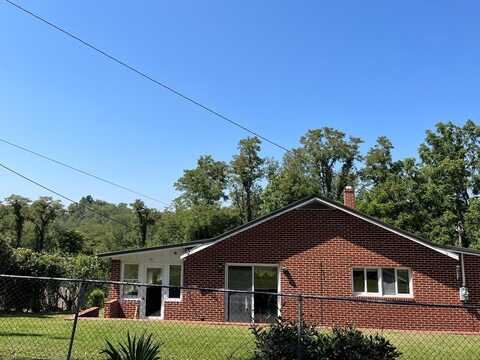 481 Hill, Tazewell, VA 24651