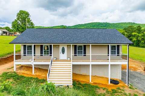 4530 E Lee Highway, Max Meadows, VA 24360