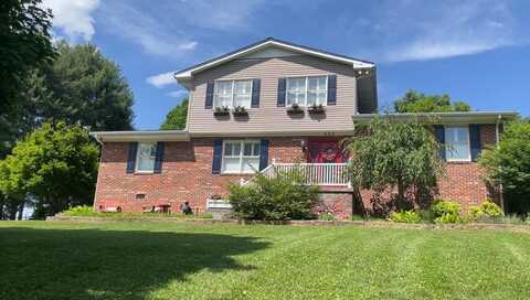 898 Cresswood Drive, Richlands, VA 24641