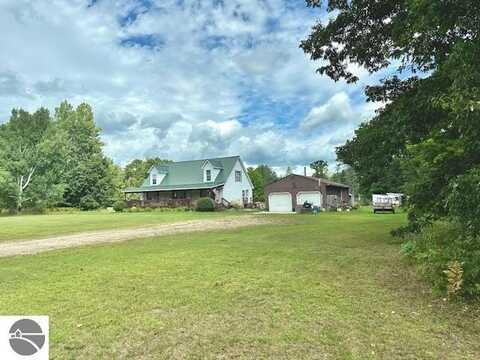 3356 N Old State Road, Weidman, MI 48893