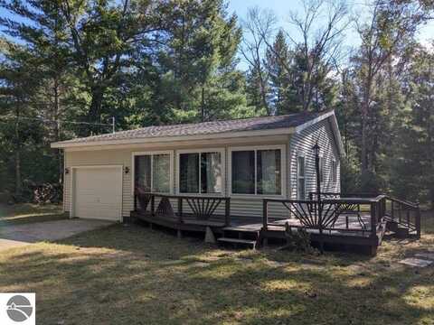 7376 Rollways Road, South Branch, MI 48761