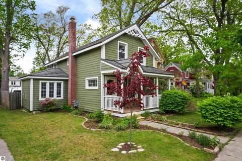 618 S Union Street, Traverse City, MI 49684