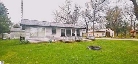 1579 Little Avenue, National City, MI 48748