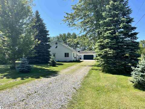 865 W Huron, Omer, MI 48749