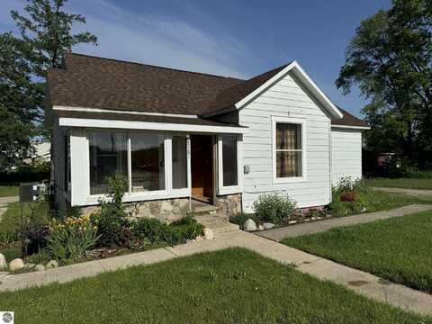 8281 Rapid City Road, Rapid City, MI 49676