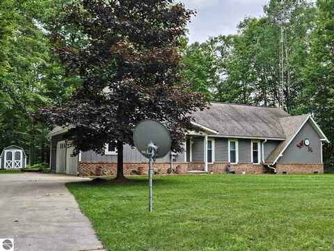 7412 Westwood Drive, Oscoda, MI 48750