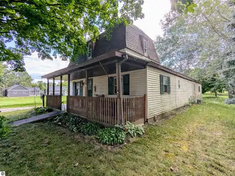 528 S Pine River Street, Ithaca, MI 48847