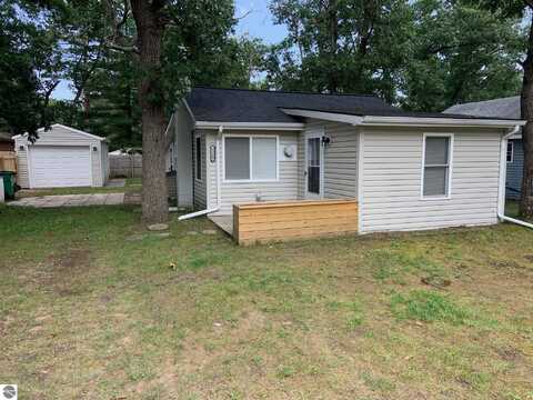 1260 Maple Street, National City, MI 48748