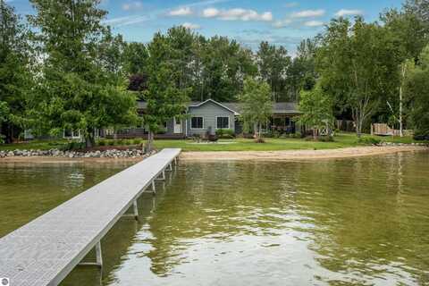 6854 Gorham Beach Lane, Bellaire, MI 49615