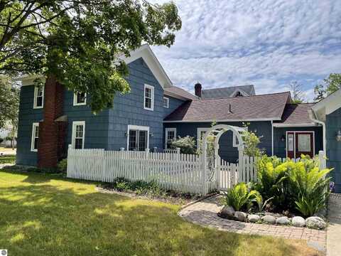 311 Locke Street, East Tawas, MI 48730