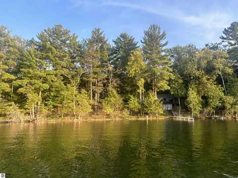 4515 Greilick Road, Traverse City, MI 49696