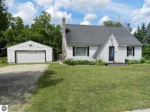 606 W Main Street, Manton, MI 49663