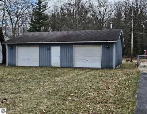 134 Warren Avenue, East Tawas, MI 48730