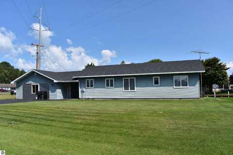 5844 Bellchase Road, Indian River, MI 49749