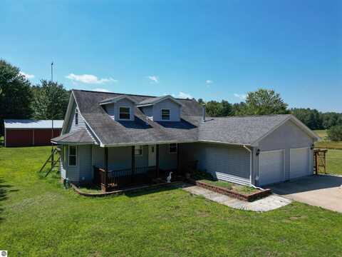 1344 E Cassaday Drive, Hope, MI 48628