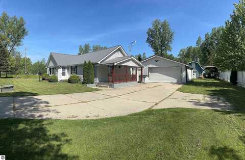 3218 Pine River Road, Standish, MI 48658