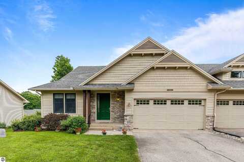 10005 Sapphire Circle, Traverse City, MI 49684