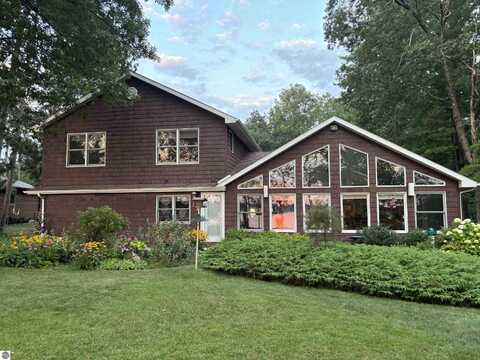 3790 Hiawatha Trail, National City, MI 48748